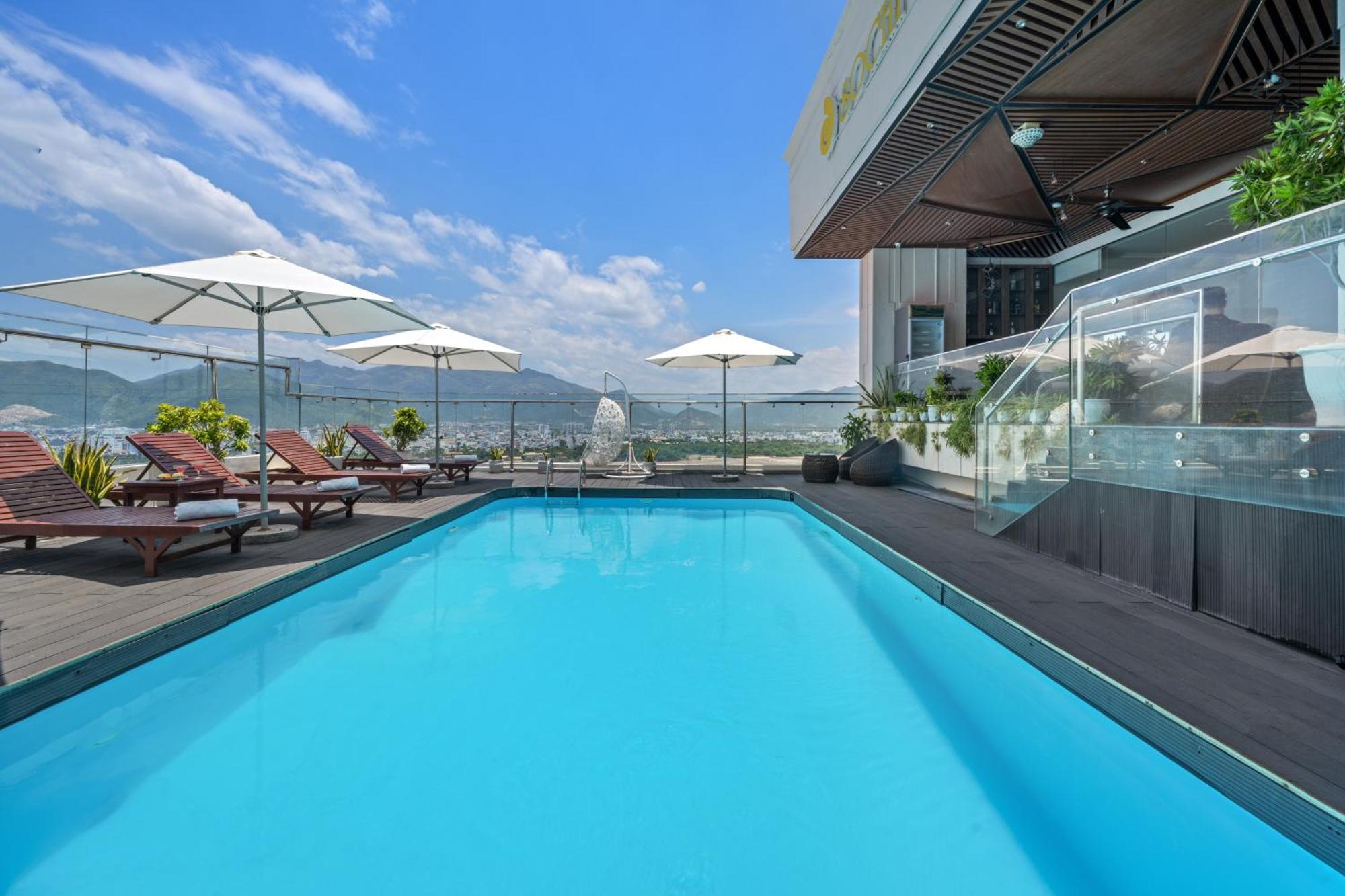 Sochi Hotel Nha Trang Exteriör bild