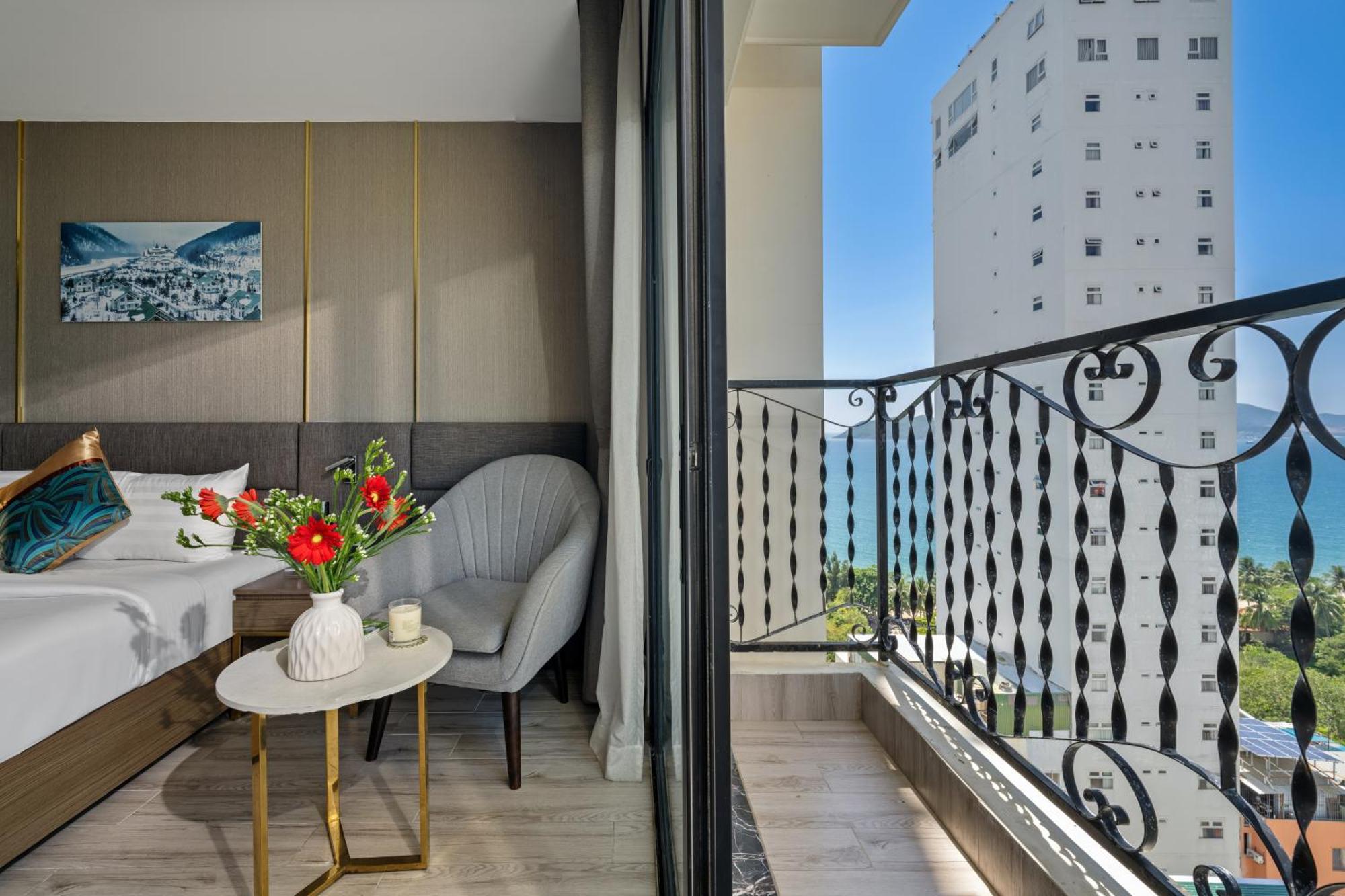 Sochi Hotel Nha Trang Exteriör bild